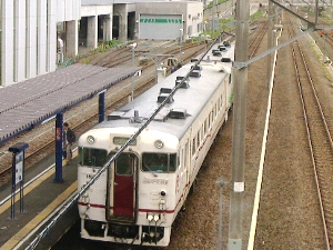 木古内駅に到着するいさりび鉄道の写真