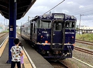 木古内駅のながまれ号の写真