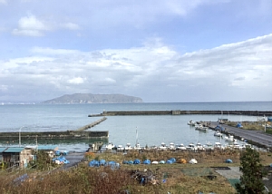 いさりび鉄道から見る海の写真