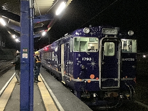 道南いさりび鉄道　夜景列車の電飾の写真