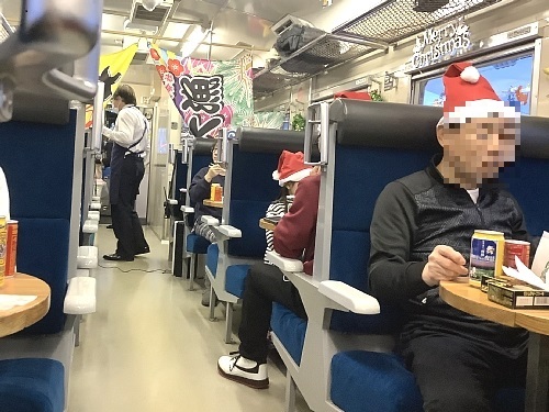 ながまれ海峡号クリスマストレイン　車両の写真