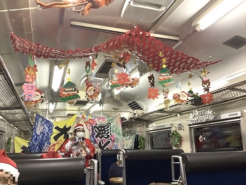 ながまれ海峡号クリスマストレイン　車両の写真