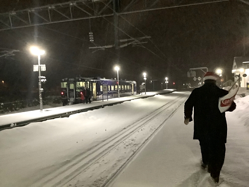 ながまれ海峡号クリスマストレイン　車両の写真