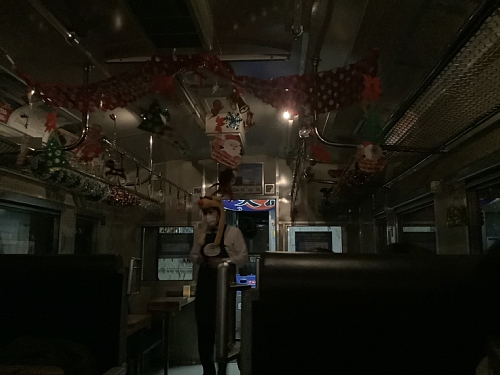 ながまれ海峡号クリスマストレイン　車両の写真